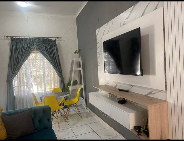 2 BEDROOM APARTMENT FOR SALE IN BASSONIA